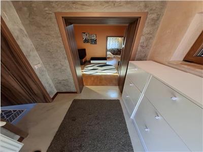 Apartament 2 camere in Centru la casa